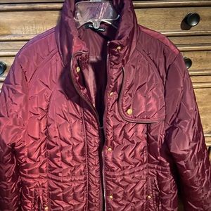 Womans puffer jacket burgundy Harvey Bernard l